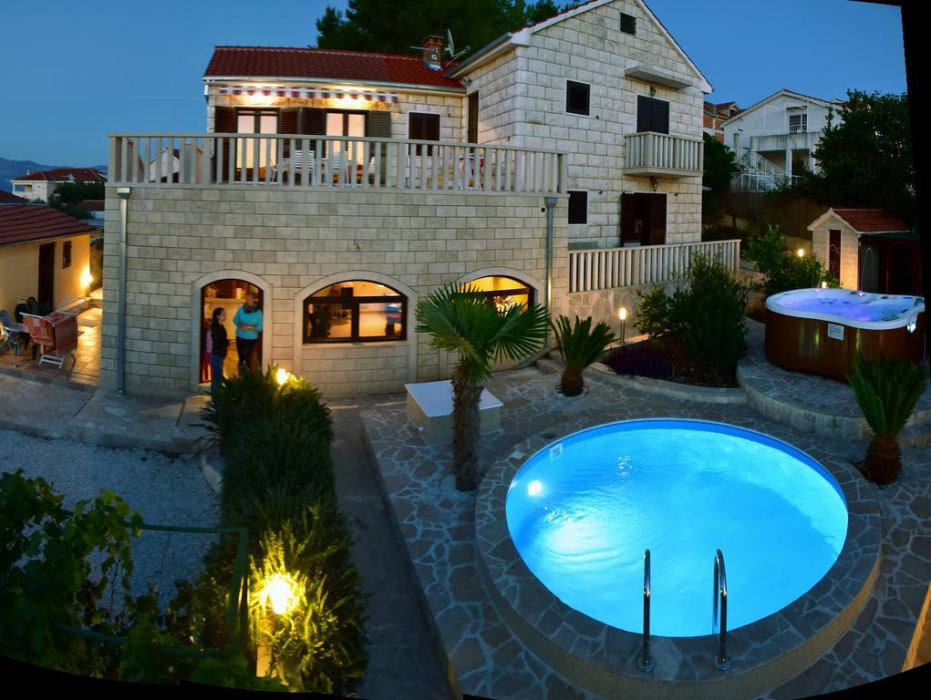 Apartments " Happy Villa " Splitska Cameră foto